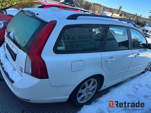 Volvo V50 3 of 5