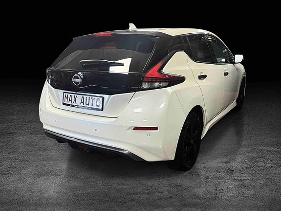Nissan Leaf 3 of 13