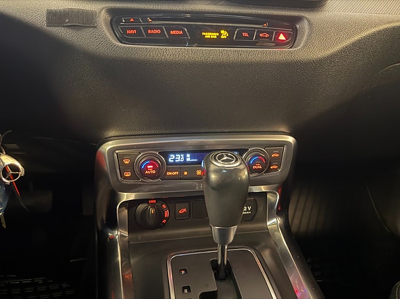 Mercedes-Benz X250 d 7 of 27