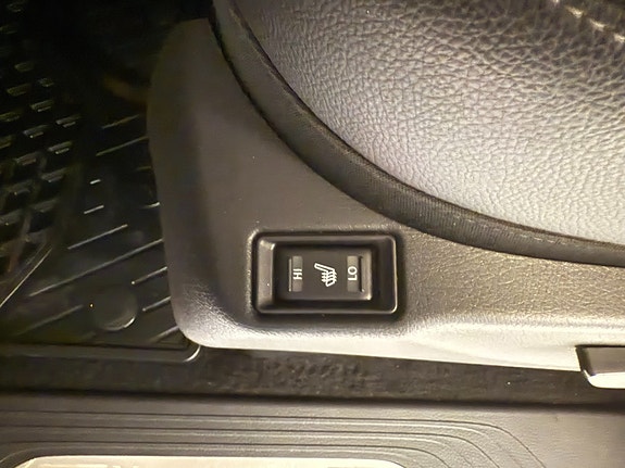 Mercedes-Benz X250 d 18 of 27