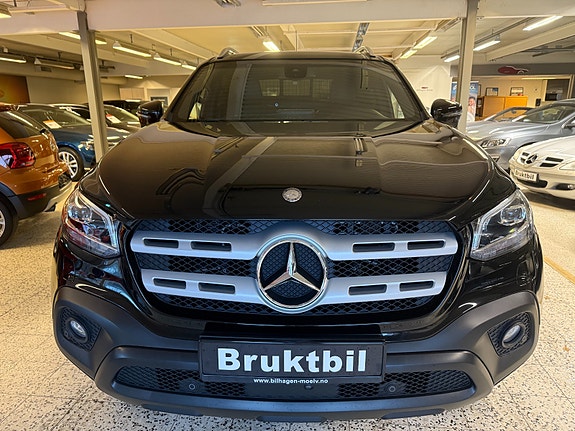 Mercedes-Benz X250 d 2 of 27