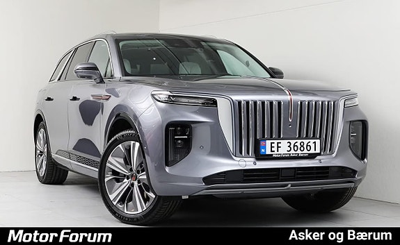 Imponerende front med vertikal grill