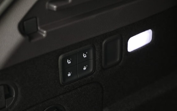 Kontroller for elektriske nedfellbare bakseter