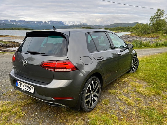 Volkswagen e-Golf VII 6 of 16