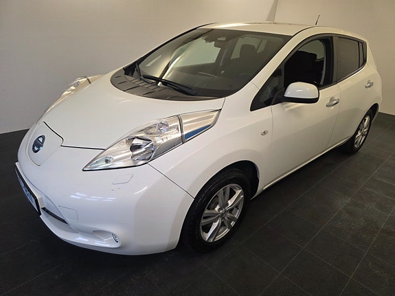 Nissan Leaf 4 of 30