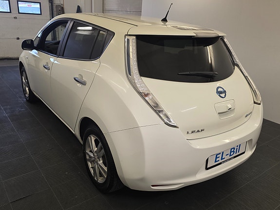 Nissan Leaf 6 of 30