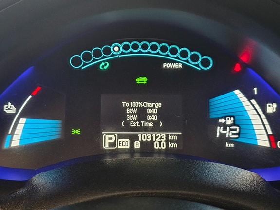 Nissan Leaf 21 of 30