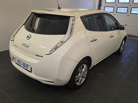 Nissan Leaf 8 of 30