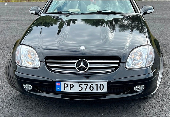 Mercedes-Benz SLK200 6 of 11