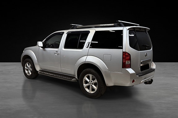 Nissan Pathfinder 11 of 27