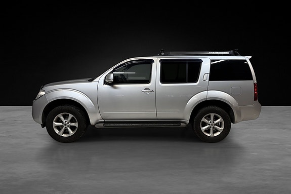 Nissan Pathfinder 6 of 27