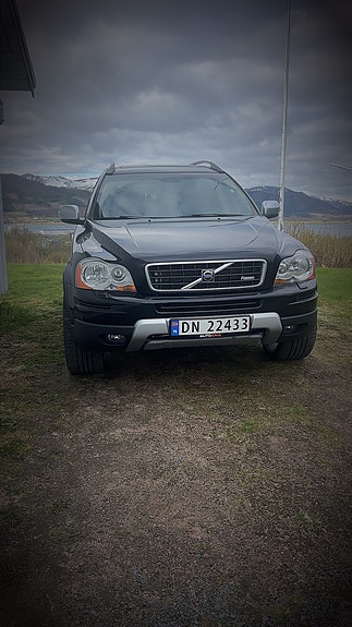 Volvo XC90 4 of 7