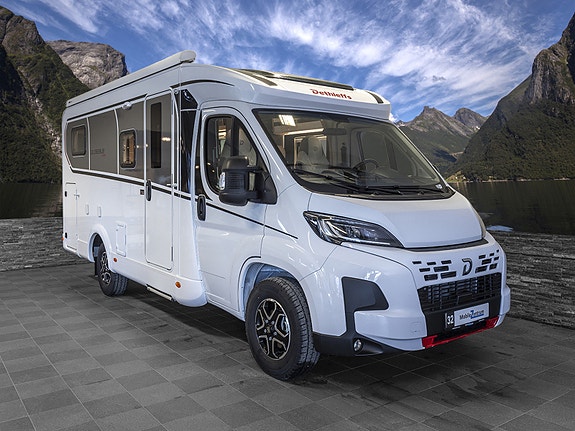 Dethleffs GLOBEBUS CAMP T 4 - MC 1. Diesel luftvarme, langsg. senger, sykkelstativ til 3 sykler + +
