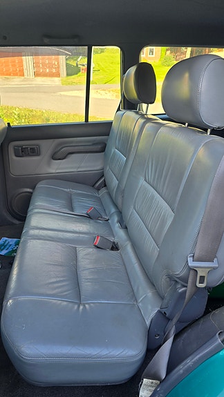 Toyota Land Cruiser 9 of 10