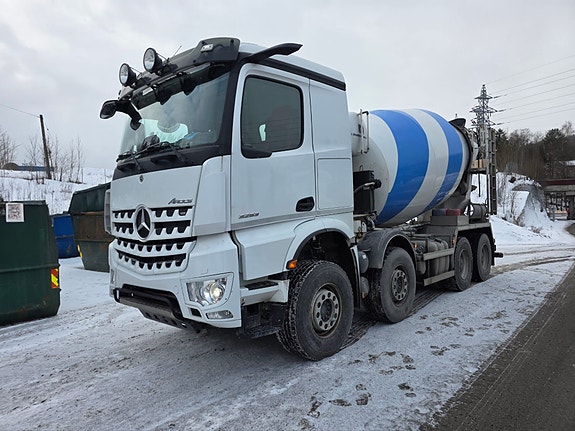 Mercedes-Benz Arocs 3253 Betongbil - Intermix / Putzmeister påbygg