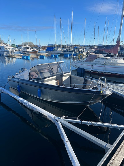 2025 Buster X m/ Yamaha F70