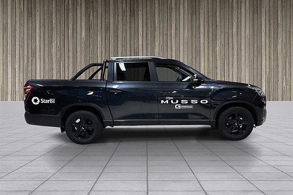 KGM Musso Grand 3 of 5