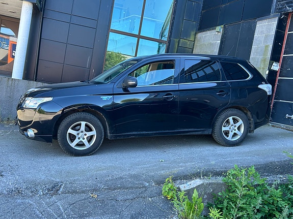 Mitsubishi Outlander 18 of 29
