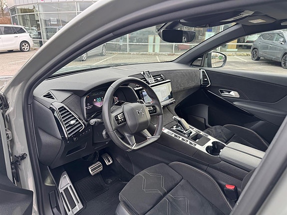 DS DS 7 Crossback 16 of 30
