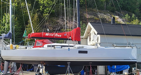 Pogo 12.50 - Performance Cruiser - med mange oppgraderinger