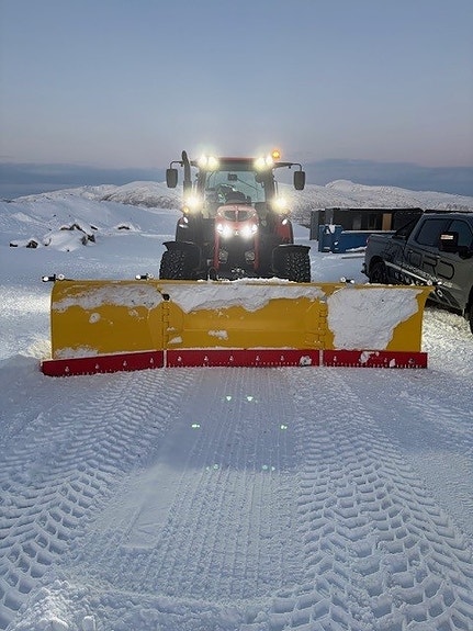 Kubota M7-173 11 of 14