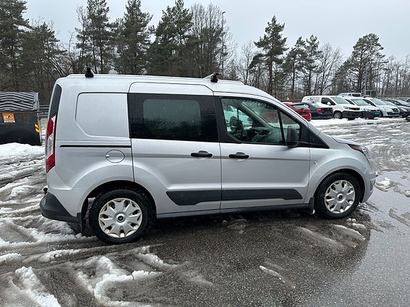 Ford Transit Connect 15 of 25