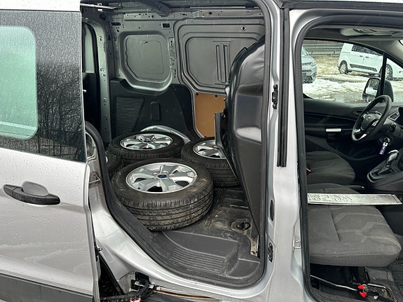 Ford Transit Connect 25 of 25