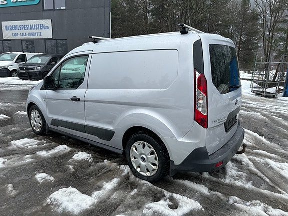 Ford Transit Connect 8 of 25