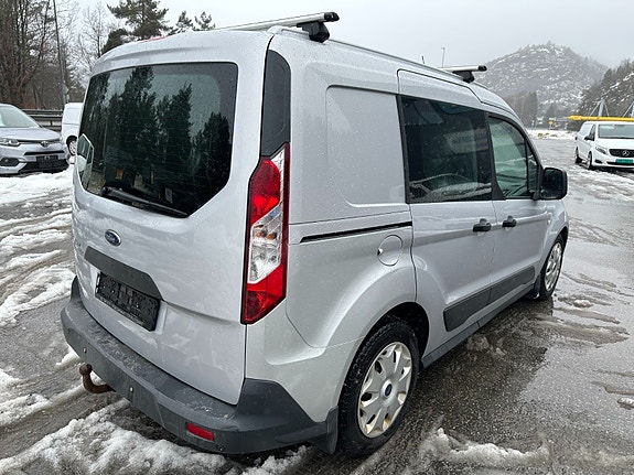 Ford Transit Connect 13 of 25