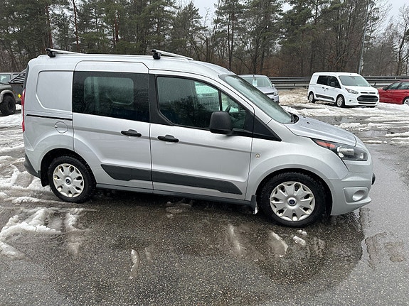 Ford Transit Connect 17 of 25