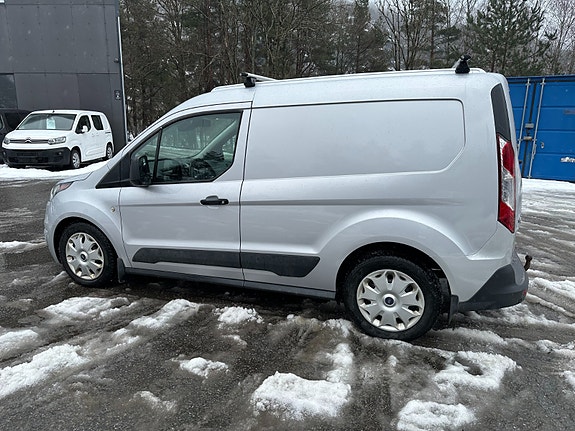 Ford Transit Connect 7 of 25