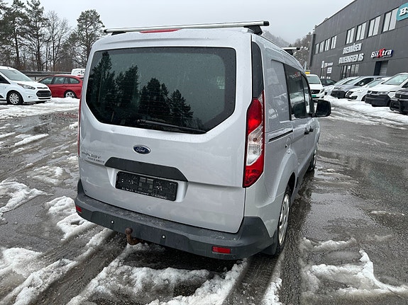Ford Transit Connect 12 of 25