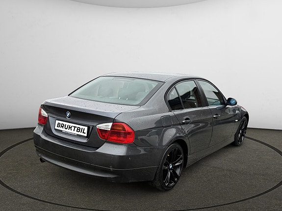 BMW 316i 6 of 9
