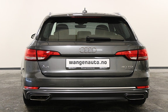 Audi A4 5 of 30