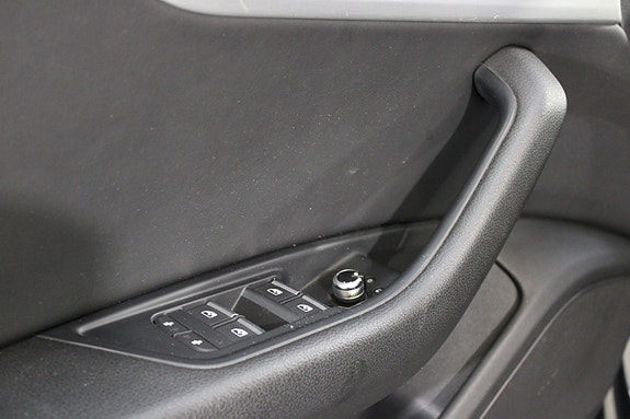 Audi A4 25 of 30