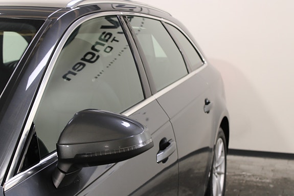 Audi A4 12 of 30