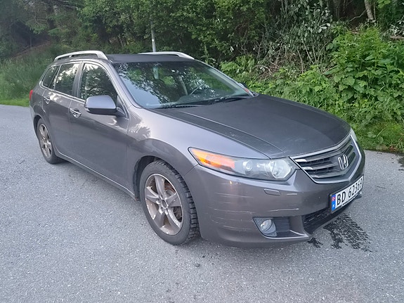 Honda Accord 3 of 5