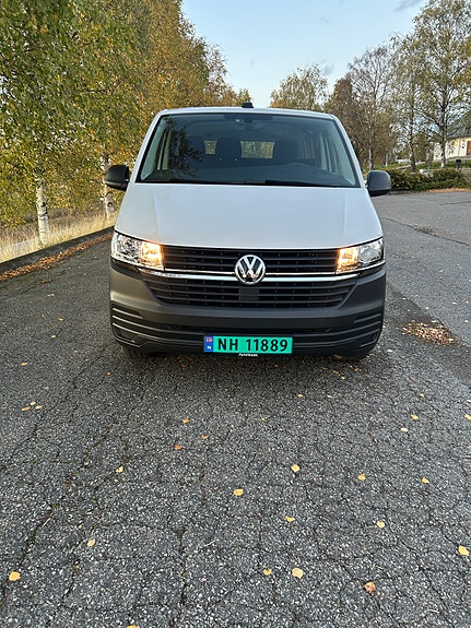 Volkswagen Transporter 2 of 16