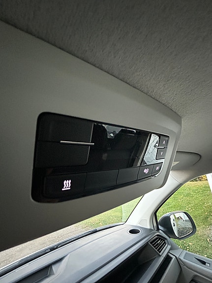 Volkswagen Transporter 14 of 16
