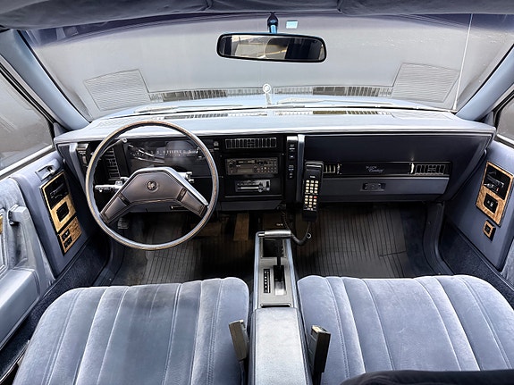 Buick Century 26 of 30