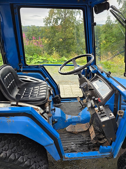 Iseki 3020a med frontskjær. Privat ingen mva 13 of 18