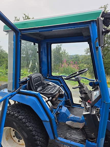 Iseki 3020a med frontskjær. Privat ingen mva 12 of 18