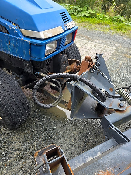 Iseki 3020a med frontskjær. Privat ingen mva 8 of 18