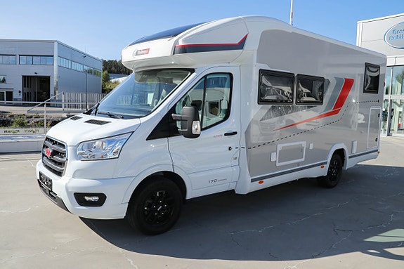 Challenger 337GA GRAPHITE ULTIMATE Ford Transit TDCI 170 hk 2,0L auto 3 of 5