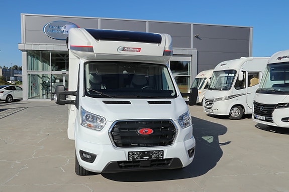 Challenger 337GA GRAPHITE ULTIMATE Ford Transit TDCI 170 hk 2,0L auto 2 of 5