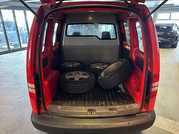Volkswagen Caddy 21 of 22