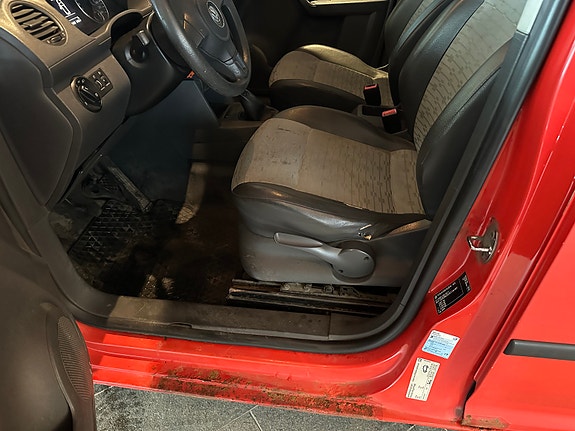 Volkswagen Caddy 14 of 22