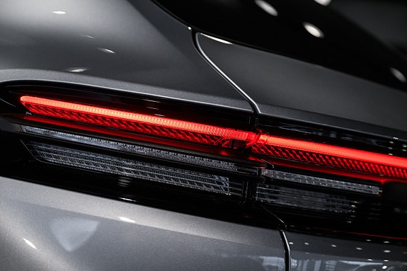 Porsche Macan 9 of 30