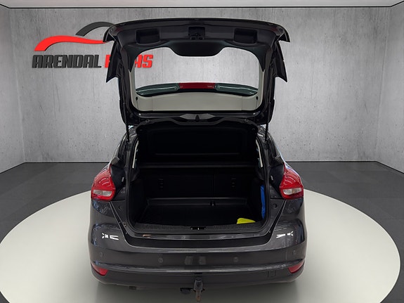 Ford Focus 7 of 18