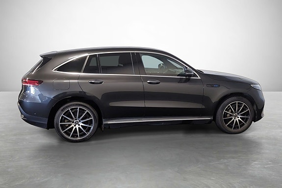 Mercedes-Benz EQC 3 of 5